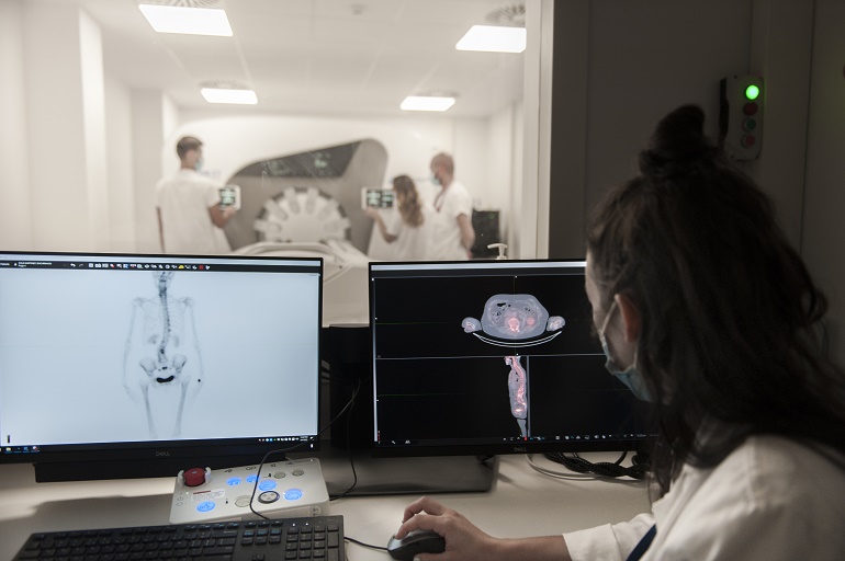 Dispositivo pionero en España en diagnóstico por la imagen que abre nuevas esperanzas en oncología