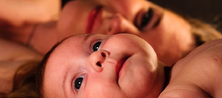 Bebés identificados por sus conexiones cerebrales