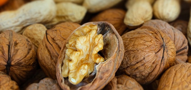 Comer nueces de forma habitual podría beneficiar el desarrollo cognitivo de los adolescentes y contribuir a su maduración psicológica