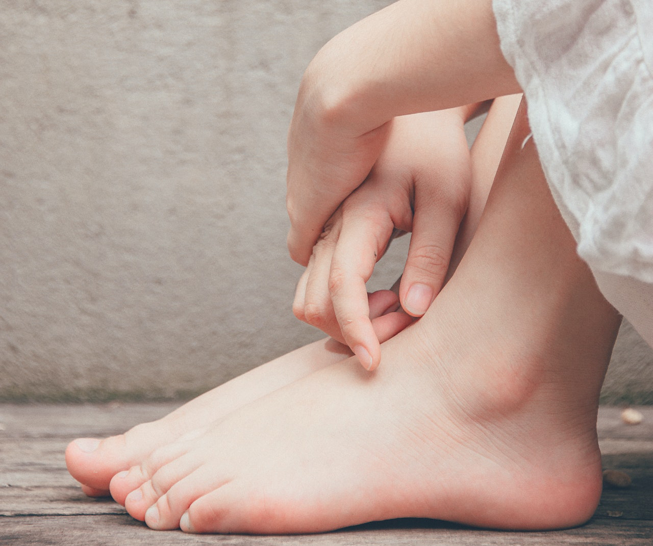 Los podólogos ofrecen recomendaciones para cuidar los pies durante el embarazo.