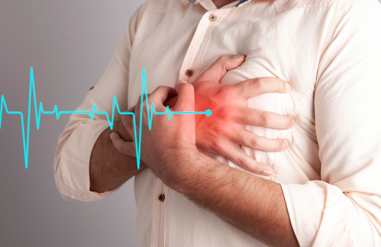 Reconocer los síntomas de un ataque cardiaco salva vidas