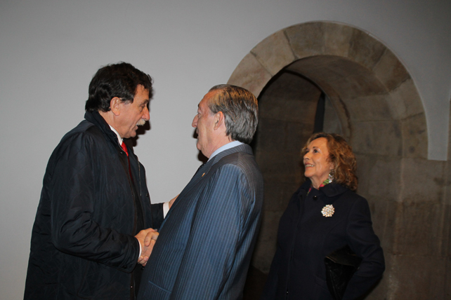 El doctor Clemente Muriel recibe un homenaje de sus compañeros tras una vida volcada en su especialidad