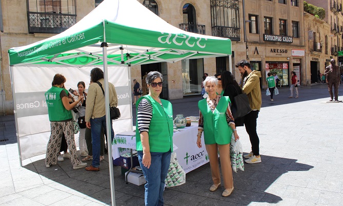 El 70% de los adictos al tabaco se inician entre la infancia y la adolescencia