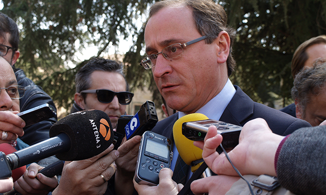 El ministro de Sanidad destaca los avances registrados en s&iacute;ndrome de Down