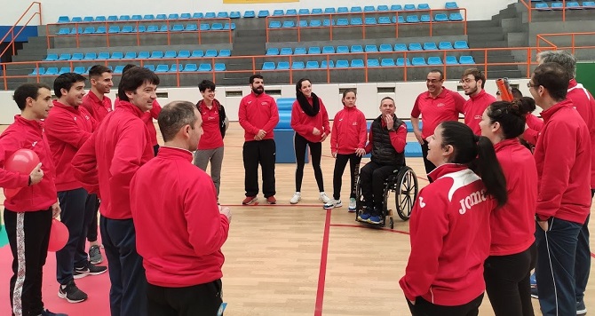 Fundaci&oacute;n Aviva comparte con los m&aacute;s peque&ntilde;os la jornada de iniciaci&oacute;n al deporte adaptado