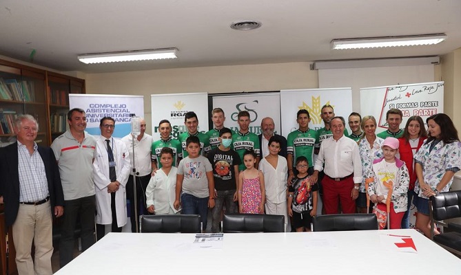La Vuelta Ciclista a España lleva su solidaridad a los niños que están hospitalizados