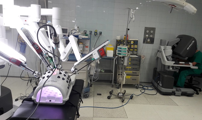 Realizadas con &eacute;xito las primeras cuatro operaciones con el robot ‘Da Vinci’ en el hospital de Salamanca