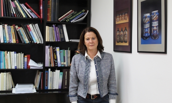 «La visión sobre las compañías farmacéuticas es más negativa de lo que debería ser, porque si no fuera por ellas nos habríamos quedado en la aspirina»