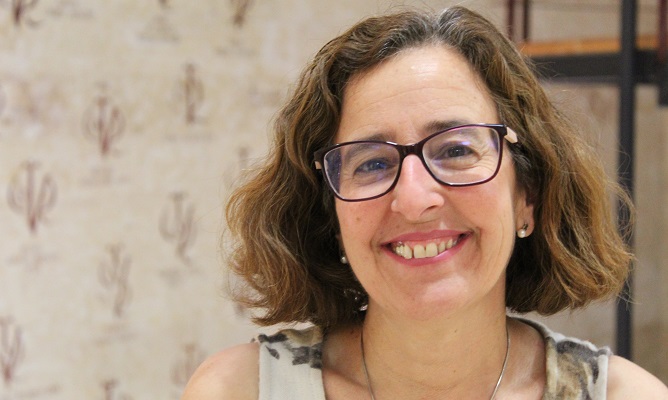 &laquo;En la Sanidad, igual que en la Educaci&oacute;n o en el transporte de energ&iacute;a el&eacute;ctrica, el control debe ser p&uacute;blico&raquo;