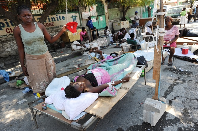 El sistema de salud de Hait&iacute;, de nuevo al borde del colapso 10 a&ntilde;os despu&eacute;s del terremoto que asol&oacute; el pa&iacute;s