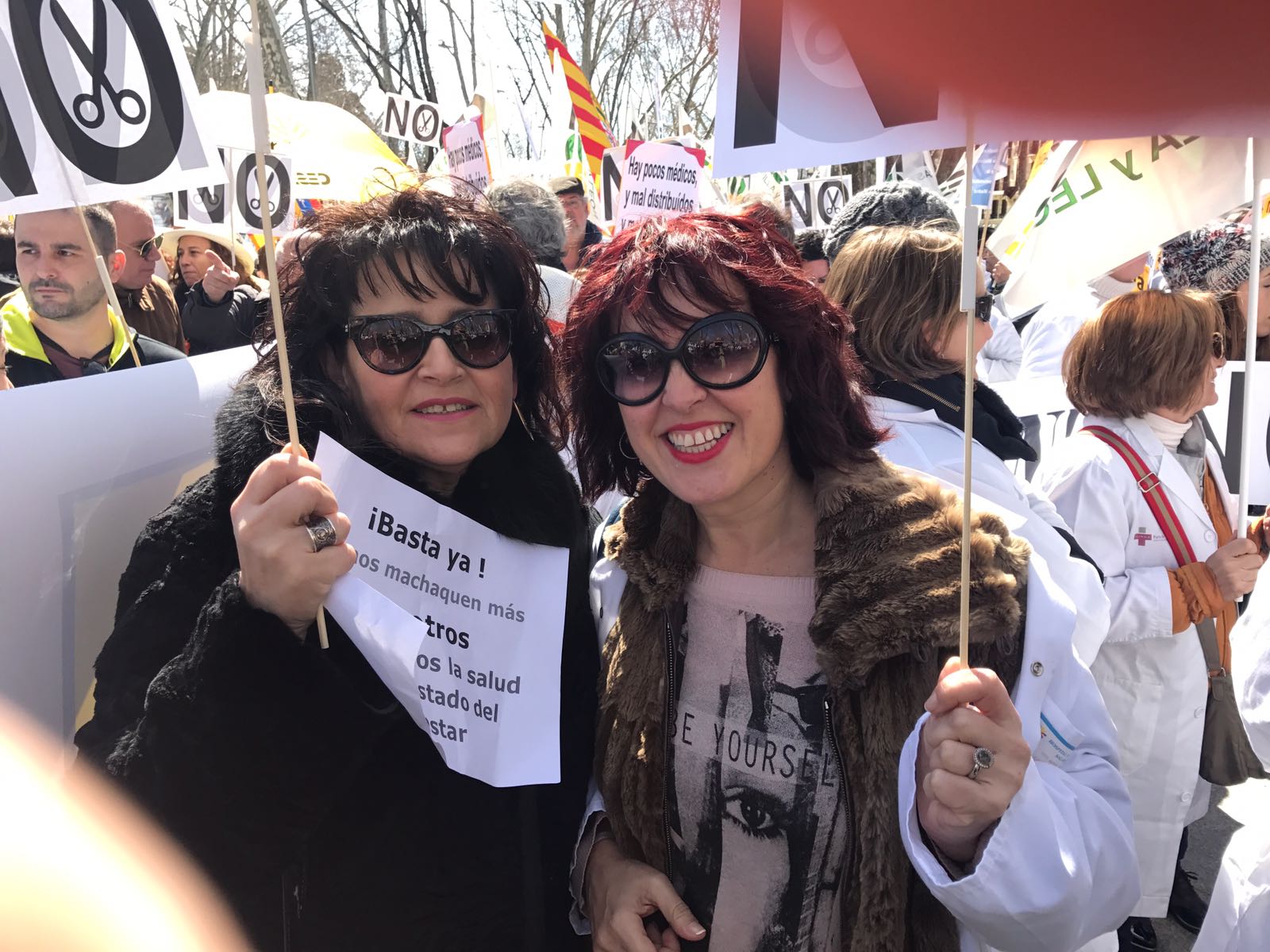 M&eacute;dicos de toda Espa&ntilde;a se manifiestan en Madrid para recuperar los derechos perdidos durante los a&ntilde;os de la crisis