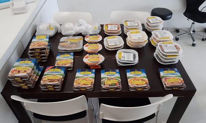 Alud de cr&iacute;ticas contra Sacyl por la calidad de la comida para el personal sanitario de guardia