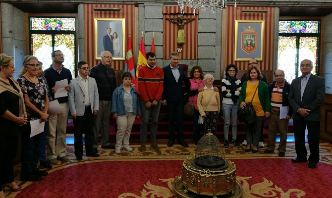 Personas con discapacidad visitan ayuntamientos de toda Espa&ntilde;a por una &laquo;accesibilidad cognitiva&raquo; para todos