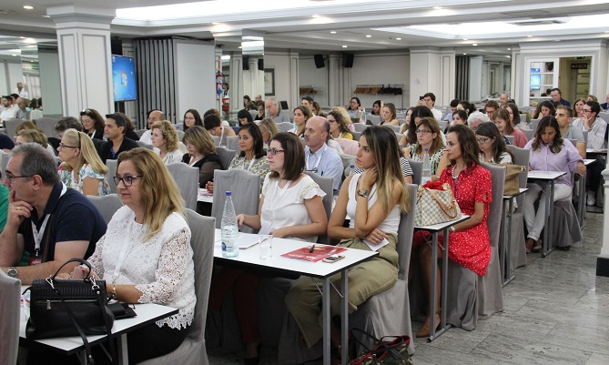 &ldquo;No debemos bajar la guardia y pensar que lo tenemos todo conseguido en vacunaci&oacute;n&rdquo;