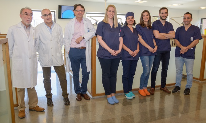 Primer ensayo clínico en España para probar los implantes de carga inmediata en un grupo de 40 personas sin dientes