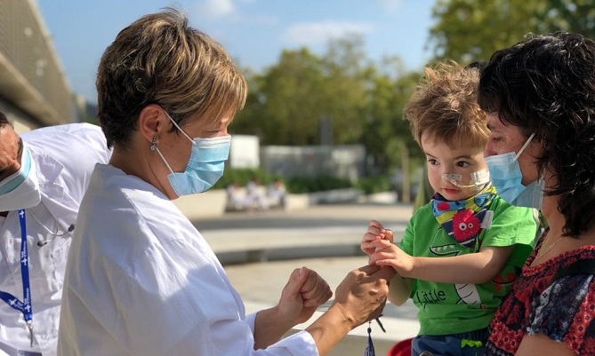 Vall d&rsquo;Hebron extrae y trasplanta por primera vez en Espa&ntilde;a los pulmones de un beb&eacute; donados en paro card&iacute;aco controlado