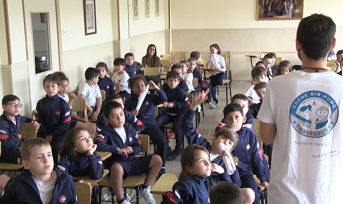 Todos contra el tabaco… y todav&iacute;a fuma el 25% de la poblaci&oacute;n espa&ntilde;ola