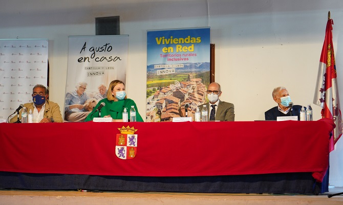 Los programas ‘A gusto en casa’ y ‘Viviendas en red’ llevan la atenci&oacute;n a la dependencia 5.0 a la provincia de Salamanca