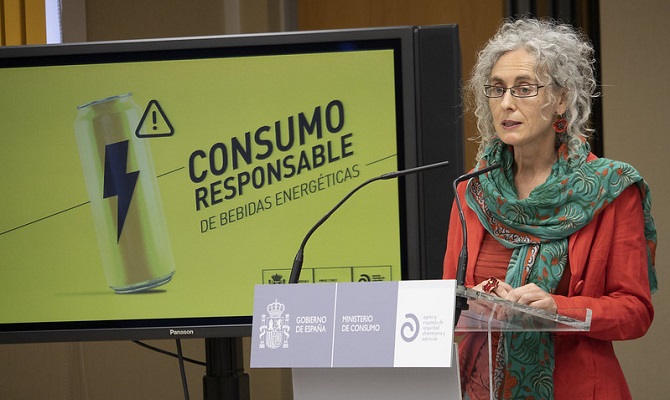 Garz&oacute;n alerta del aumento del consumo de bebidas energ&eacute;ticas entre menores y de sus riesgos para la salud