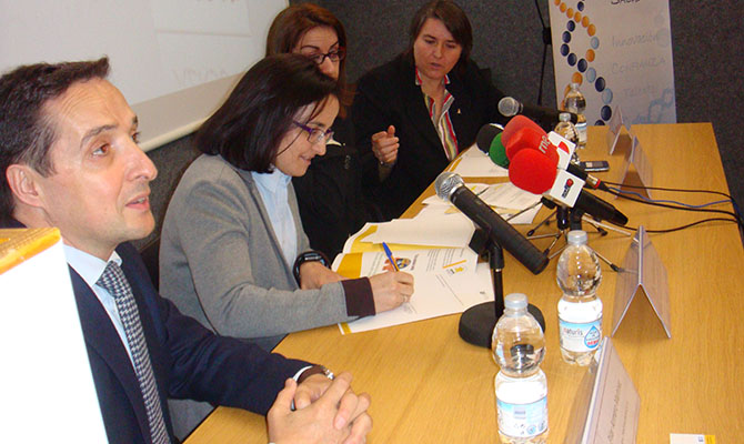 Convenio para agilizar el diagnóstico de enfermedades raras con pruebas genéticas