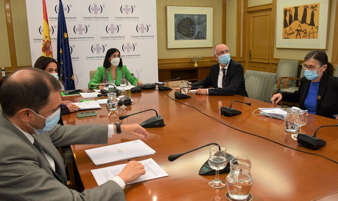 Sanidad distribuye 220 millones entre las comunidades aut&oacute;nomas para mejorar la eficiencia en Salud Digital