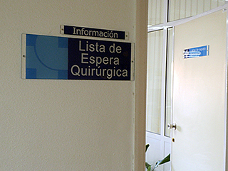 Rechazo a los planes del sector privado para reducir las listas de espera