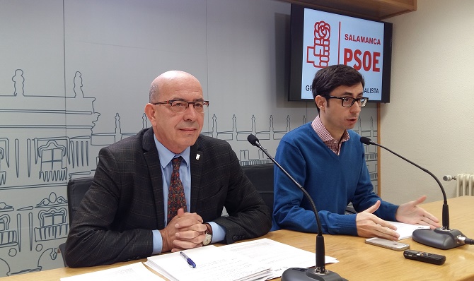 El consejero admite que las listas de espera en Salamanca son &laquo;un problema&raquo;, pero van por el &laquo;buen camino&raquo;
