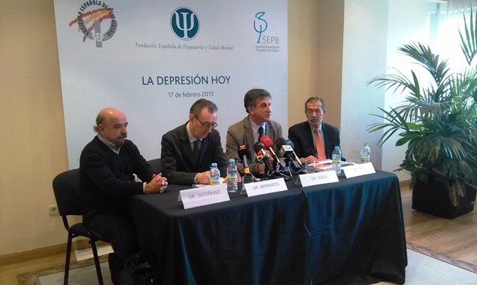 El riesgo de desarrollar un episodio de depresi&oacute;n grave a lo largo de la vida es casi el doble en mujeres que en hombres