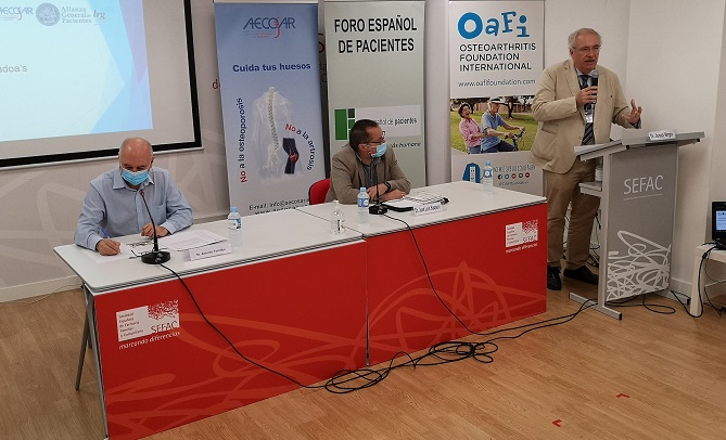 Manifiesto en contra de la desfinanciaci&oacute;n de los f&aacute;rmacos Sysadoas contra la artrosis