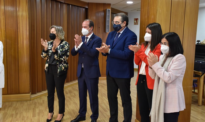 Araceli, el ejemplo y referente de la vacunaci&oacute;n en Espa&ntilde;a