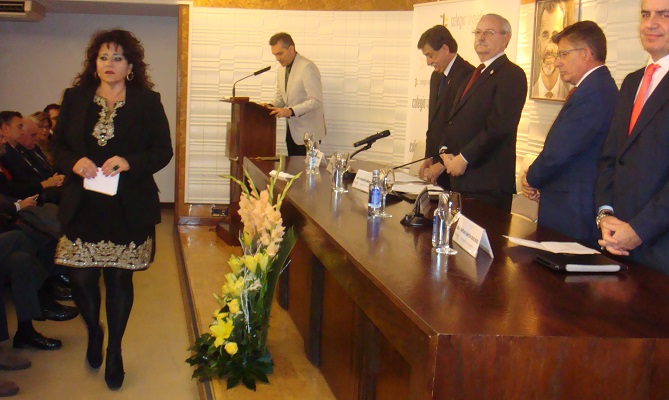 Los médicos proclaman a los pacientes como «su razón de ser» para mostrarse reivindicativos con la Administración
