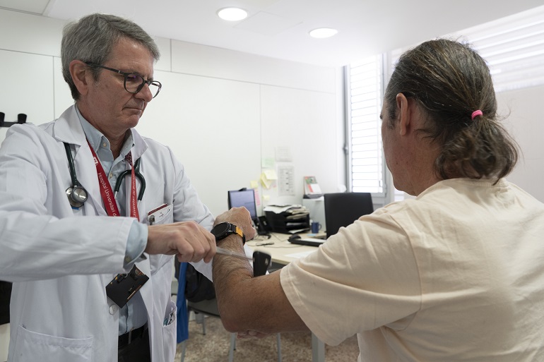 Bellvitge logra retrasar 14 años la discapacidad motora en la esclerosis múltiple