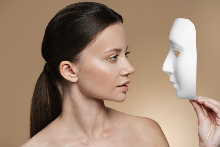 Rinomodelación: qué es, cómo se realiza y diferencias con la rinoplastia