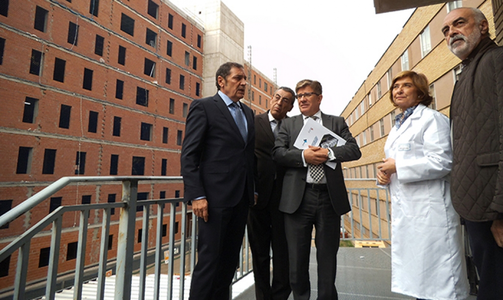 Sacyl avanza que ampliará la Unidad de Endoscopias del hospital de Salamanca en el último trimestre del año
