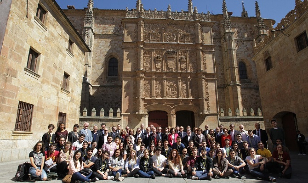 Los decanos y estudiantes de Medicina firman la declaración de Salamanca contra la apertura de nuevas facultades