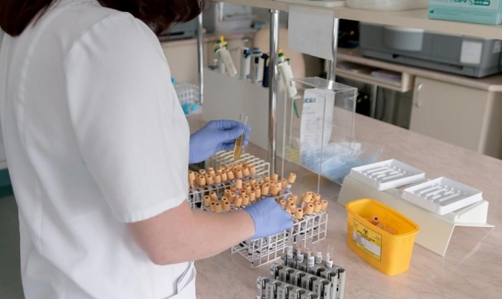 España agota el único medicamento antiviral autorizado contra el SARS-CoV-2 por el incremento de contagios