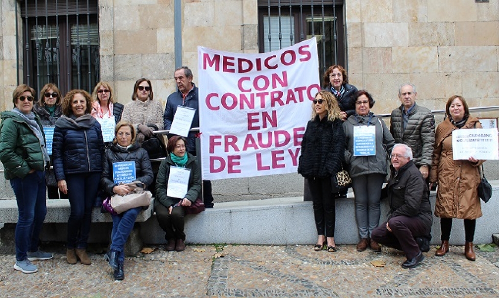 «Todos los médicos interinos de Castilla y León estamos en fraude de ley, y sólo pedimos que se solucione»