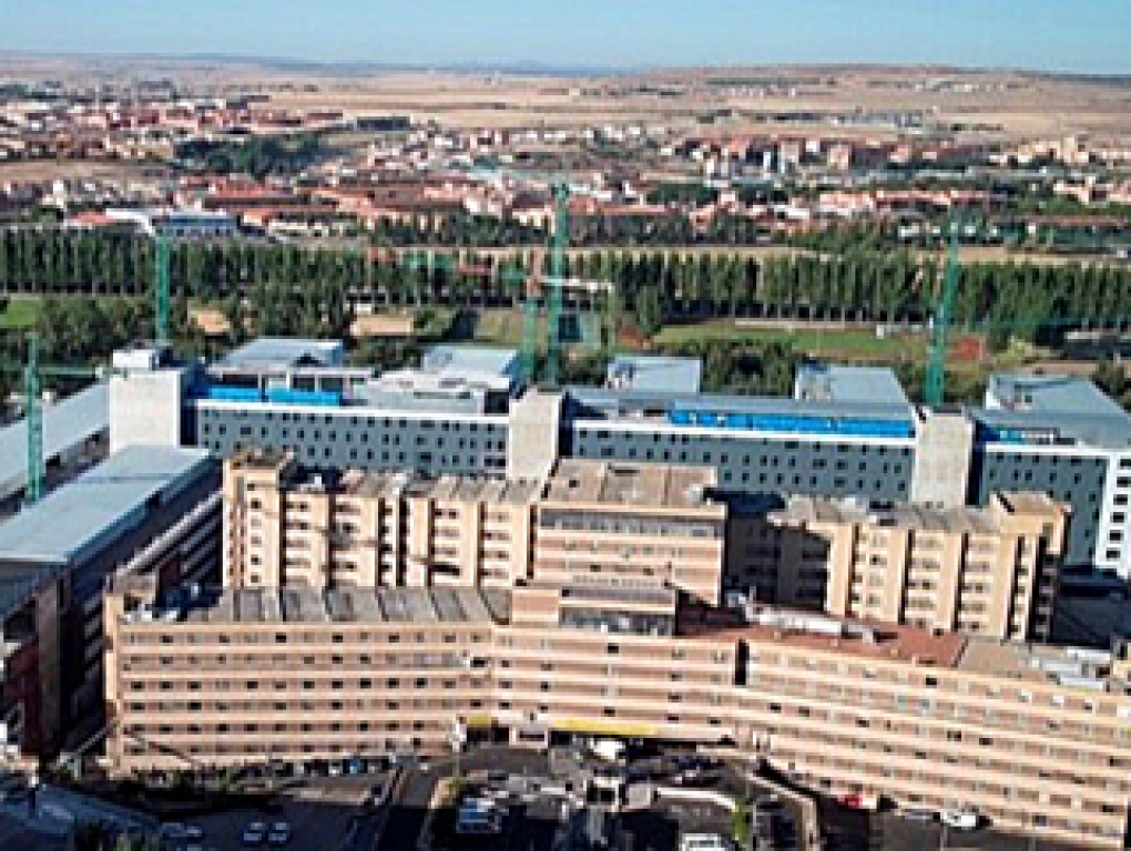 Salamanca contra la demolición de su Hospital Clínico