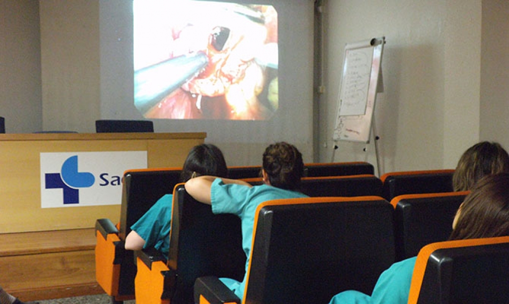 Salamanca acoge el IV curso básico de Cirugía Endoscópica para residentes en Ginecología