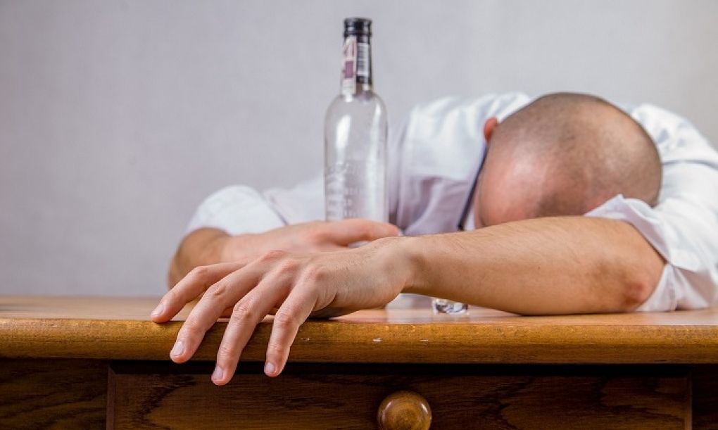 El consumo excesivo de alcohol, implicado en más de 200 enfermedades