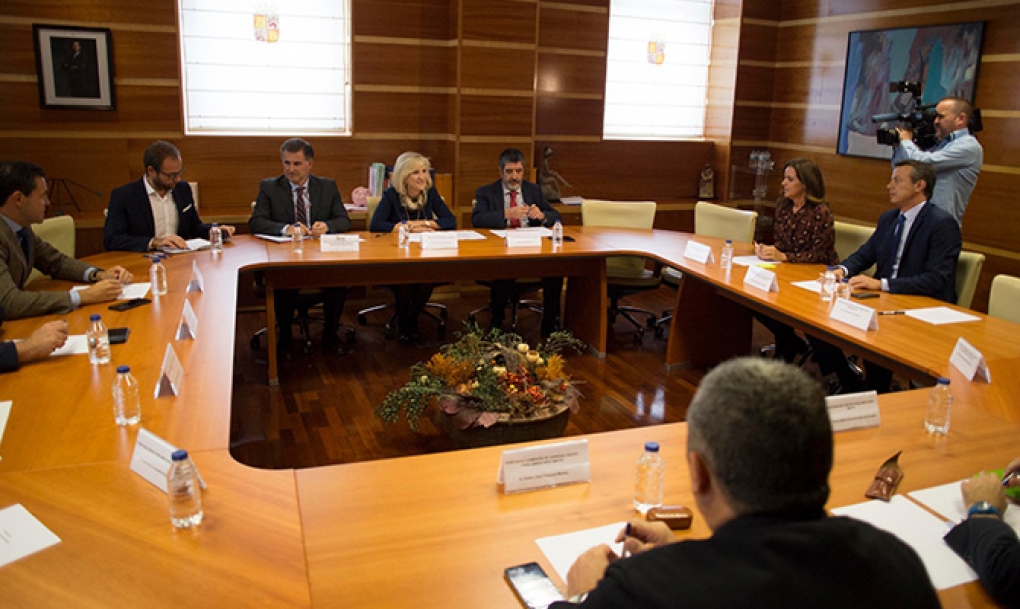 Verónica Casado llama al diálogo para lograr un Pacto por la Sanidad en Castilla y León