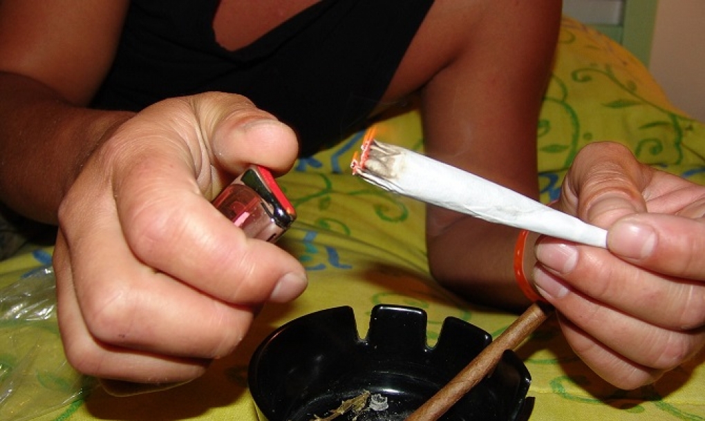 Fumar marihuana produce patologías respiratorias y riesgo de cáncer de pulmón