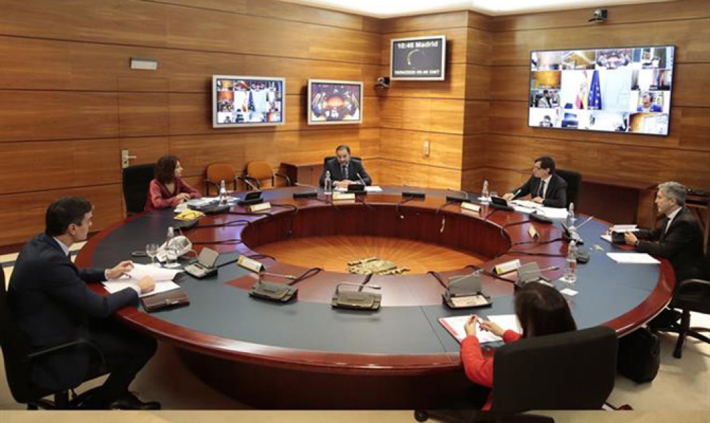 Sanidad recomienda el uso de «mascarillas higiénicas» en caso de aglomeración y las repartirá en estaciones de metro y cercanías