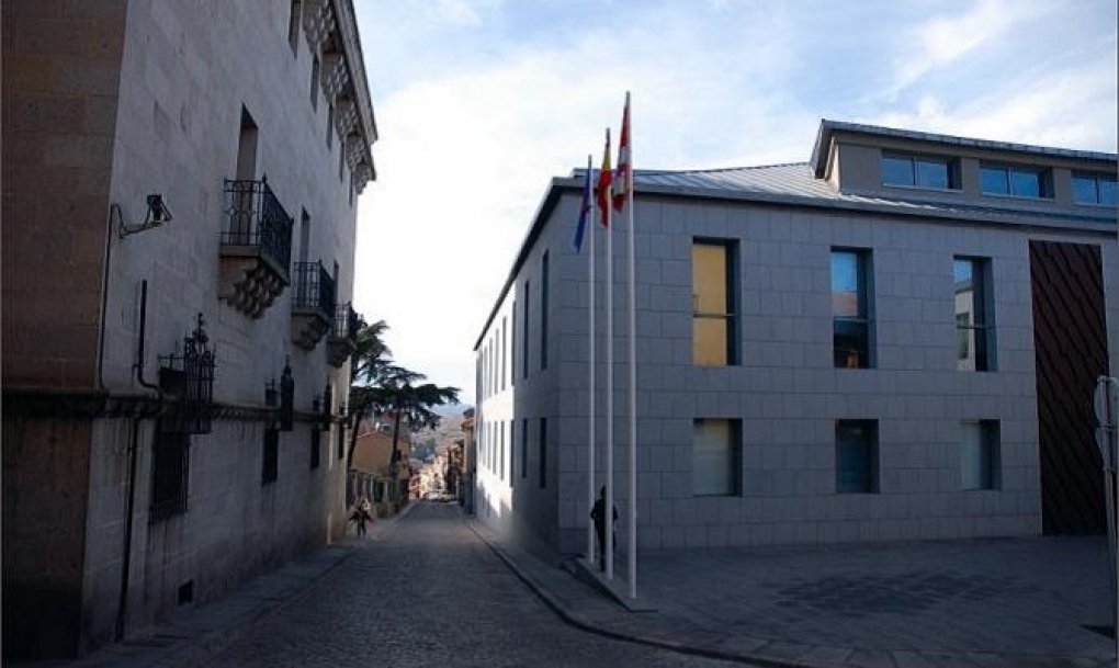 Un juez concede la pensión absoluta a una mujer de 43 años con fibromialgia y síndrome de piernas inquietas