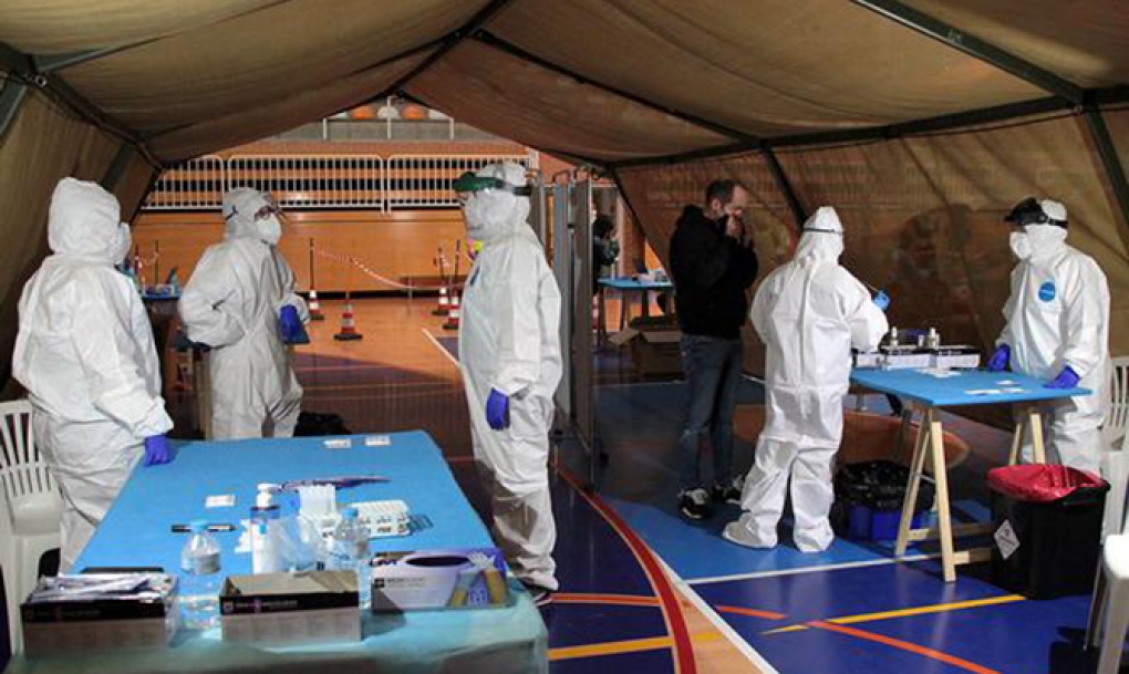 La pandemia deja en Castilla y León 11.240 nuevos contagios y 259 fallecidos en una semana