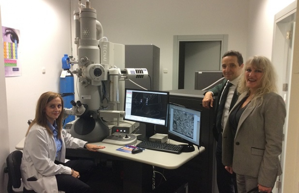 Un nuevo microscopio electrónico de transmisión impulsa la investigación biomédica de la Usal