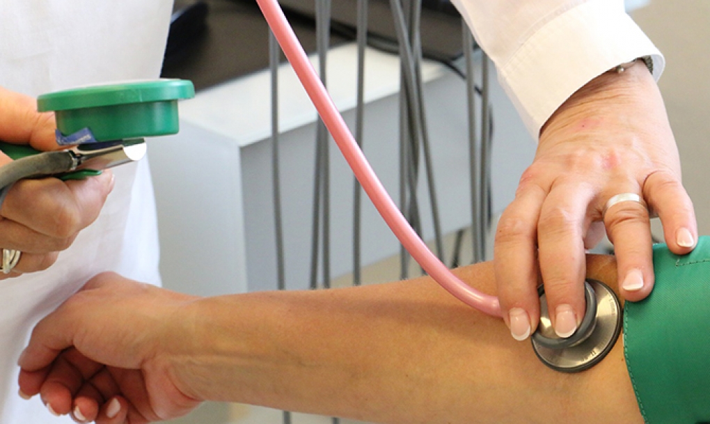 Sanidad afirma que los consultorios locales de Castilla y León permanecerán abiertos «y con mayor capacidad resolutiva»