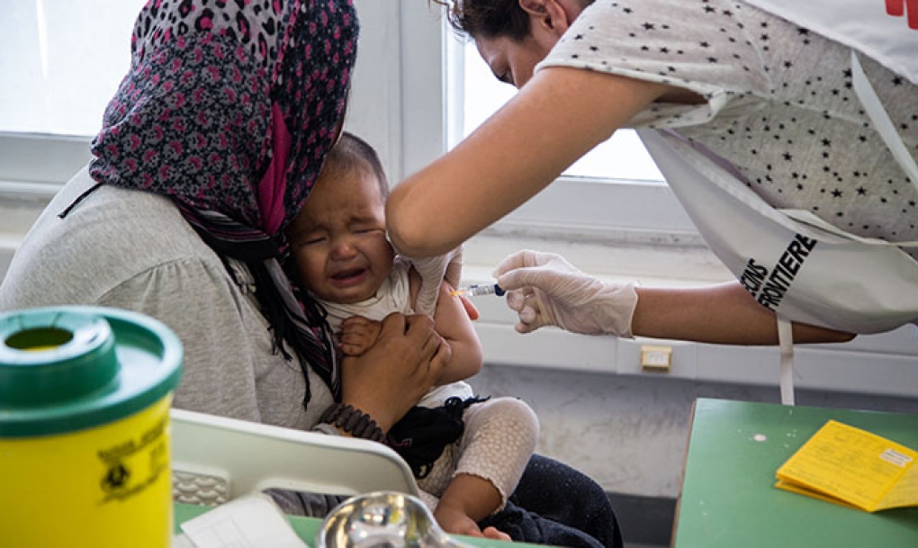 Médicos sin Fronteras denuncia los precios excesivos de las vacunas para los niños refugiados