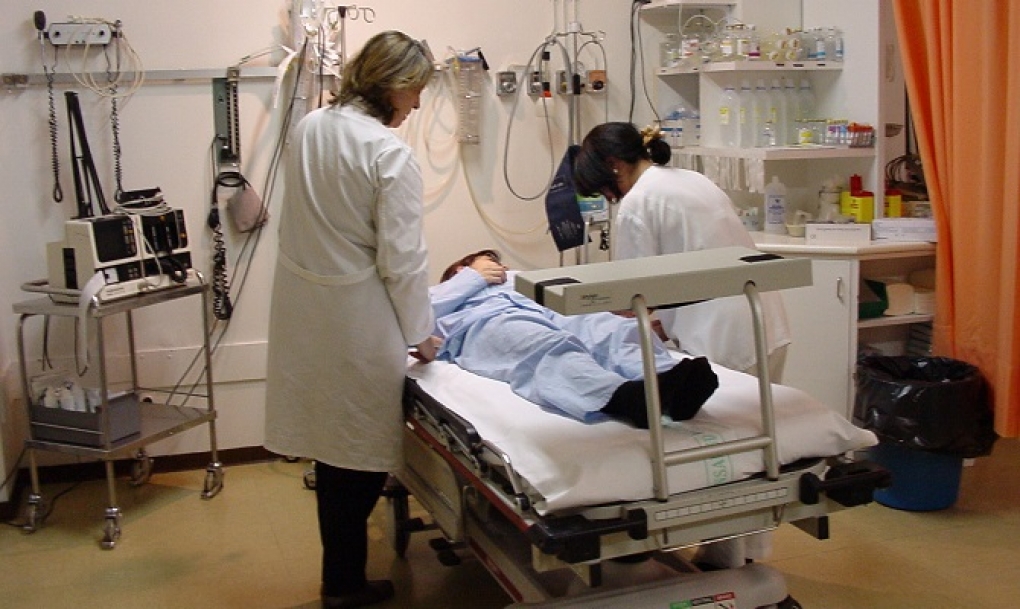 SATSE denuncia la caótica gestión de las bolsas de empleo de enfermeras, matronas y fisioterapeutas