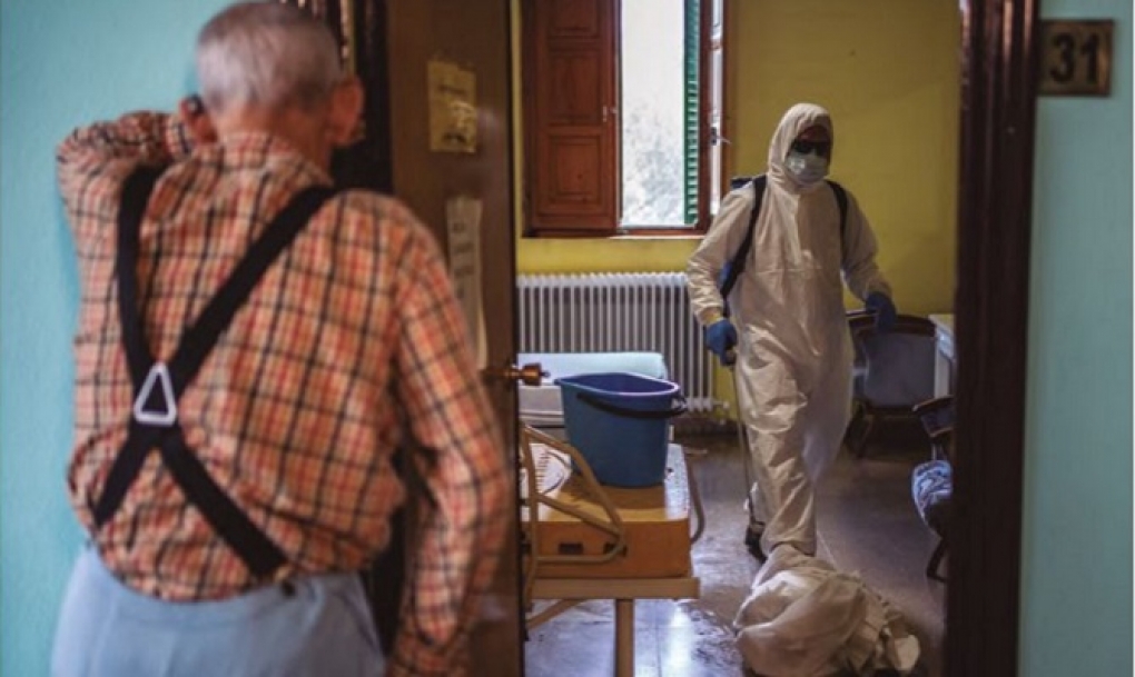 Médicos Sin Fronteras destapa «el inaceptable desamparo» de los mayores en las residencias durante los peores meses de la pandemia por COVID-19